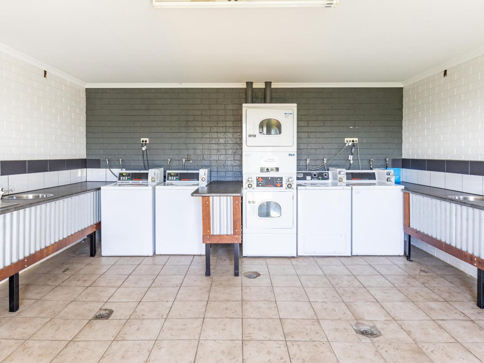 Nrma Yarrawonga Mulwala Holiday Park Exterior foto