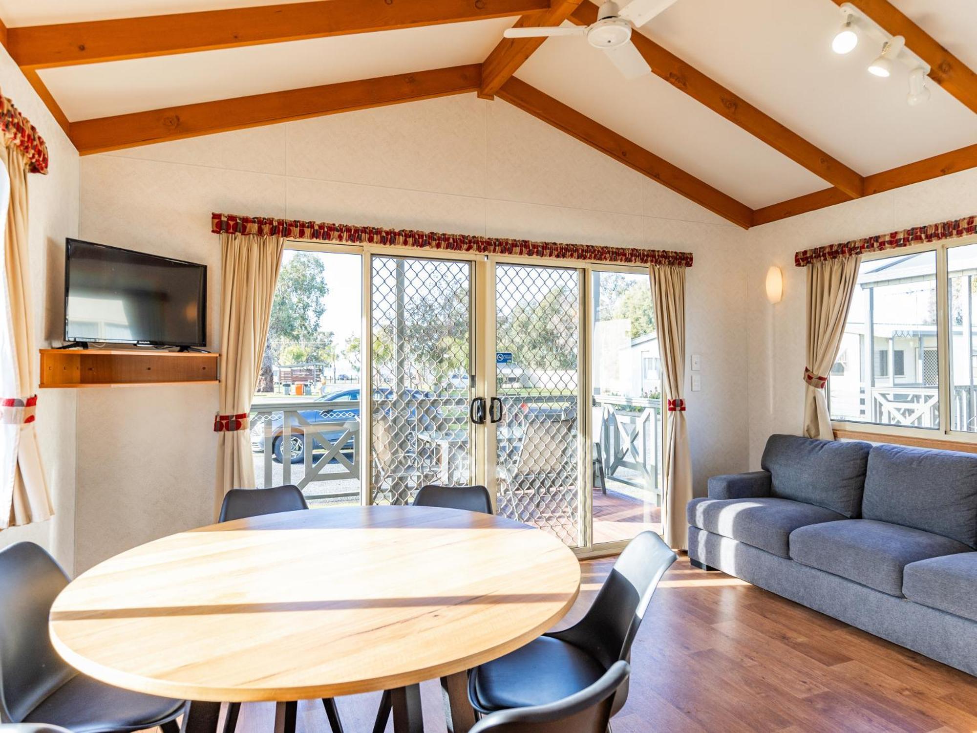 Nrma Yarrawonga Mulwala Holiday Park Habitación foto