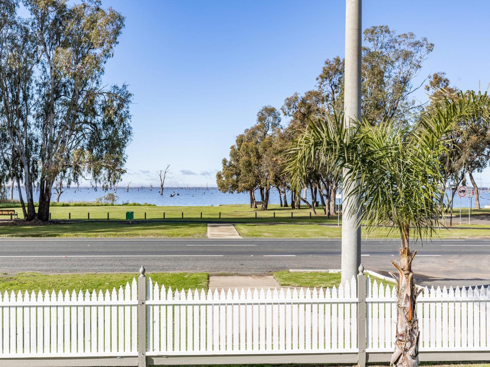 Nrma Yarrawonga Mulwala Holiday Park Exterior foto