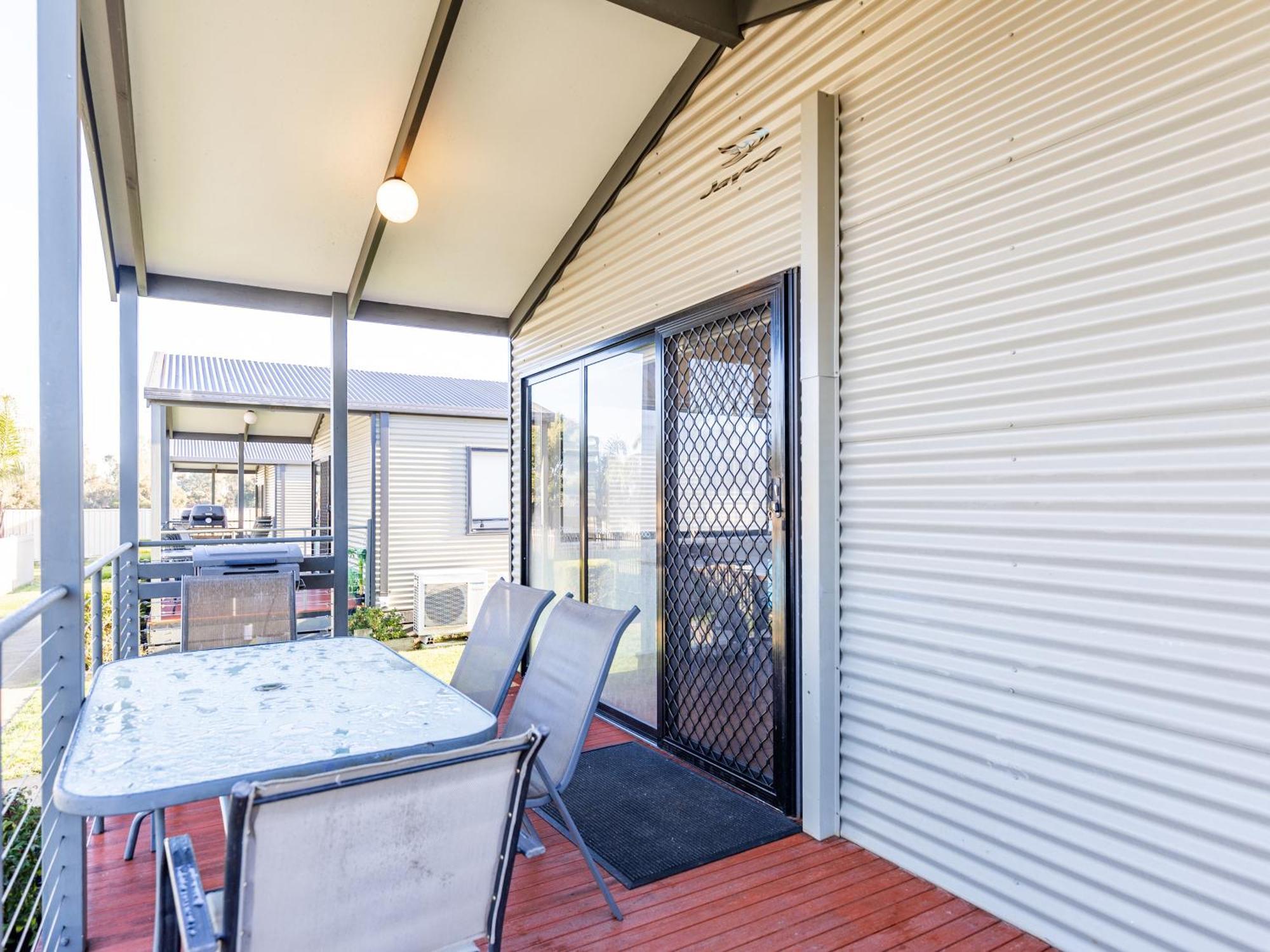Nrma Yarrawonga Mulwala Holiday Park Habitación foto